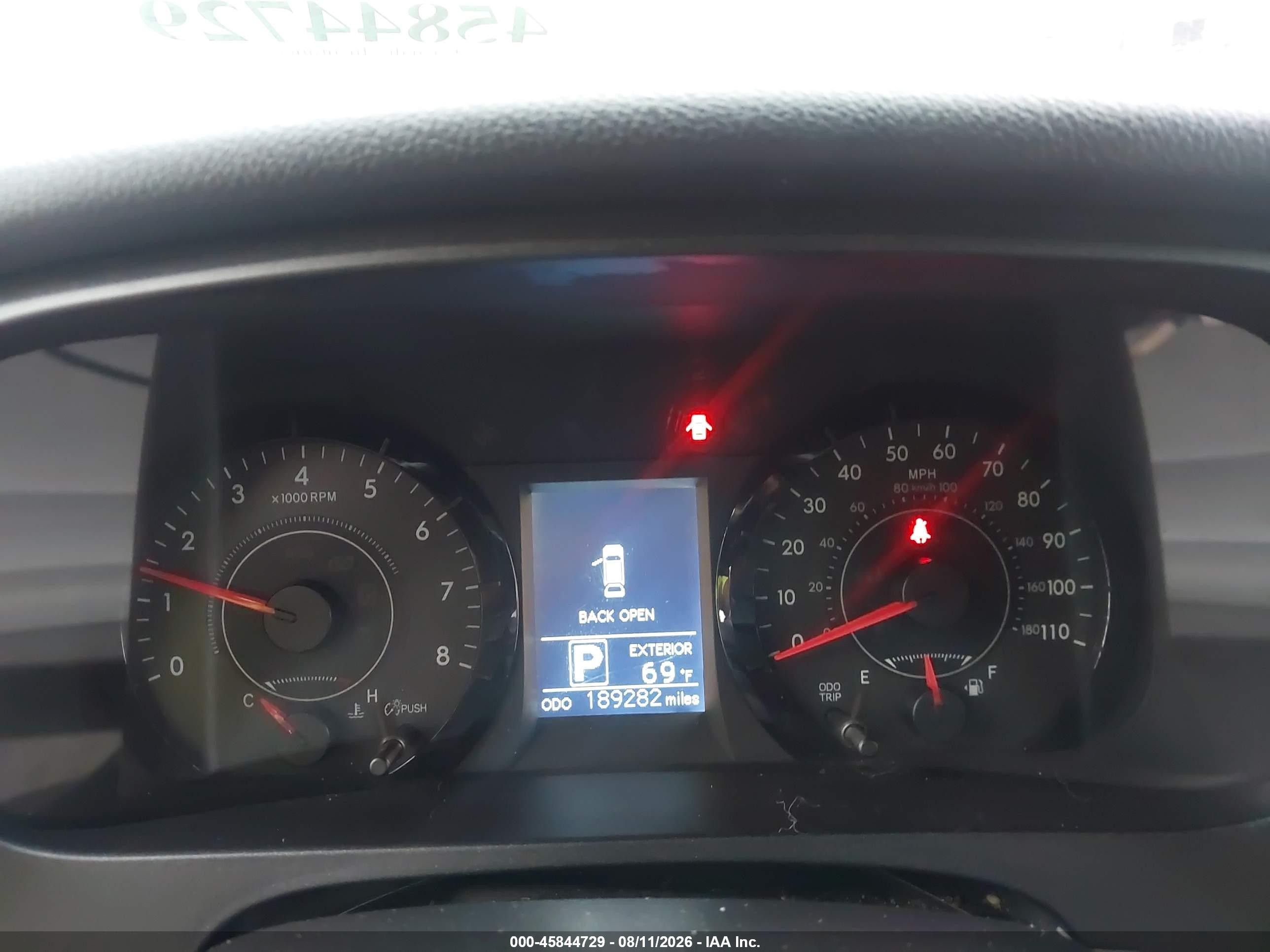 2015 Toyota Sienna Le 8 Passenger Красный vin: 5TDKK3DC6FS553332