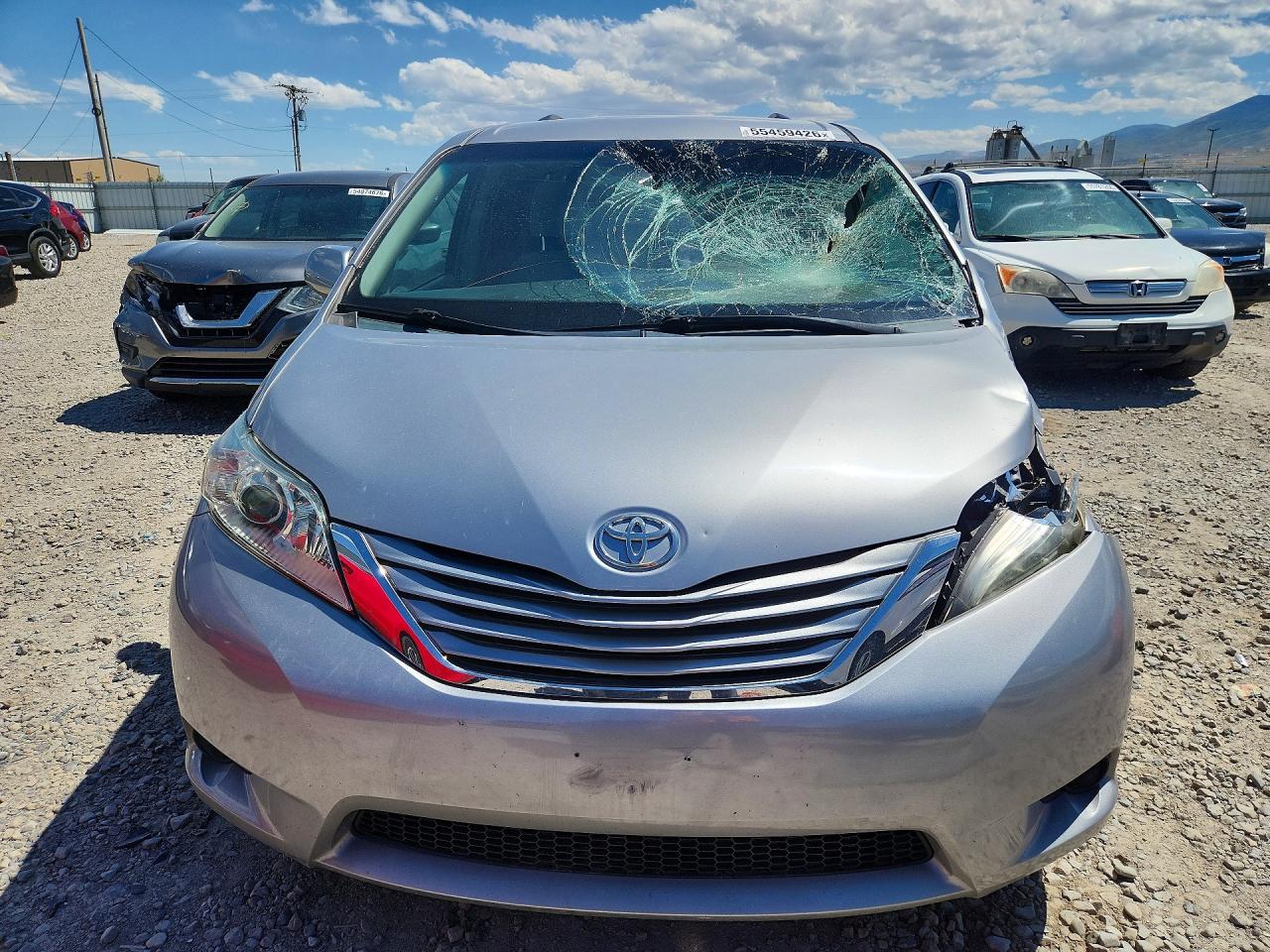 2015 Toyota Sienna Le Silver vin: 5TDKK3DC6FS558031