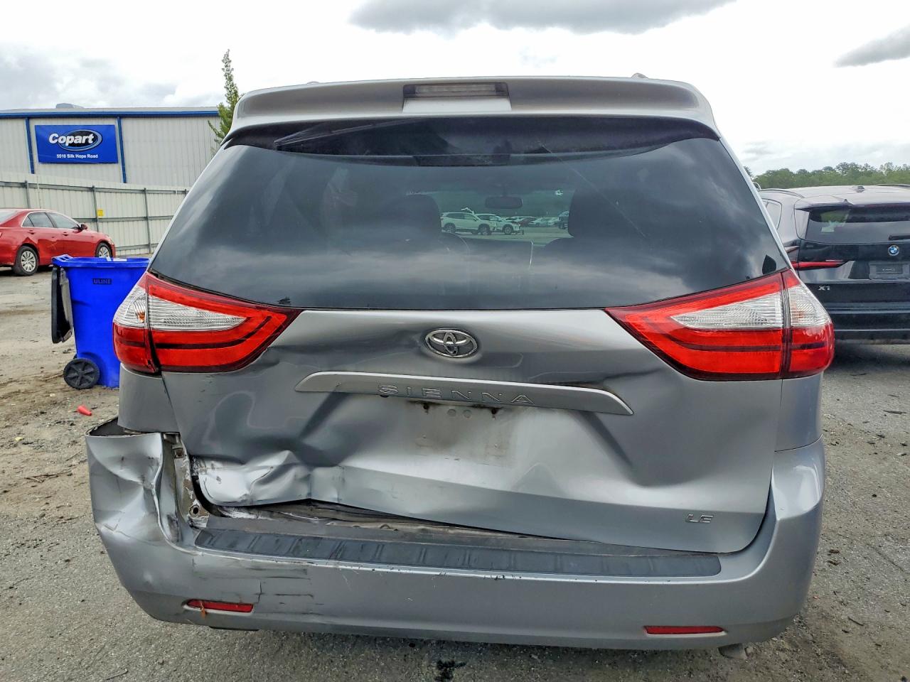 2015 Toyota Sienna Le Silver vin: 5TDKK3DC6FS612461