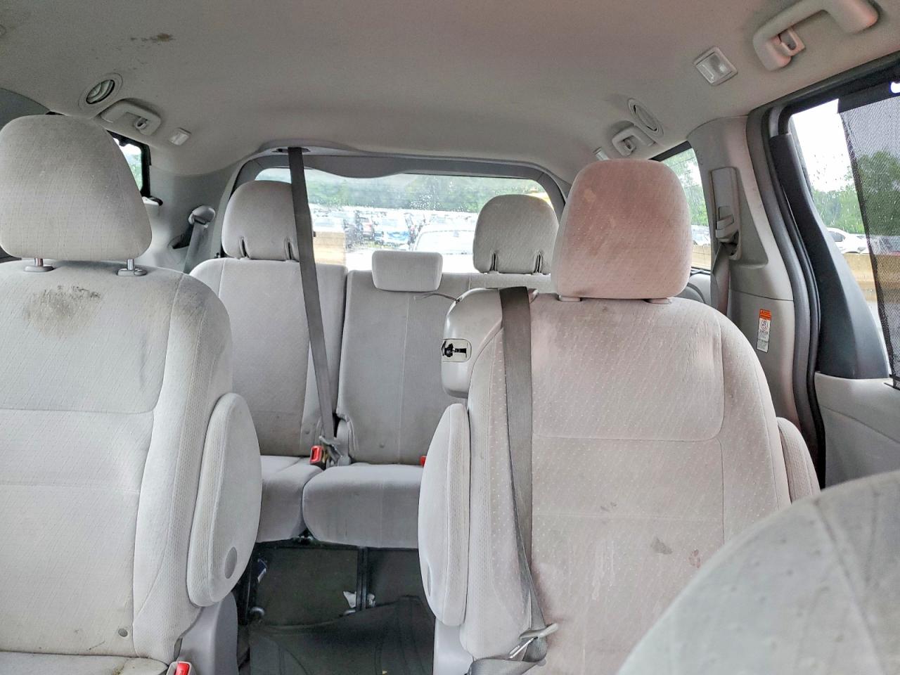 2015 Toyota Sienna Le Blue vin: 5TDKK3DC6FS619412
