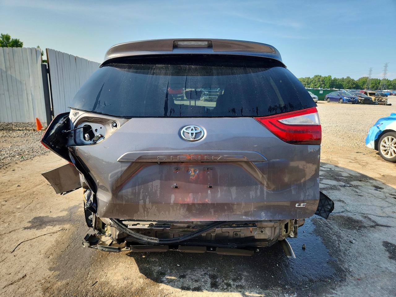 2015 Toyota Sienna Le Charcoal vin: 5TDKK3DC6FS655973