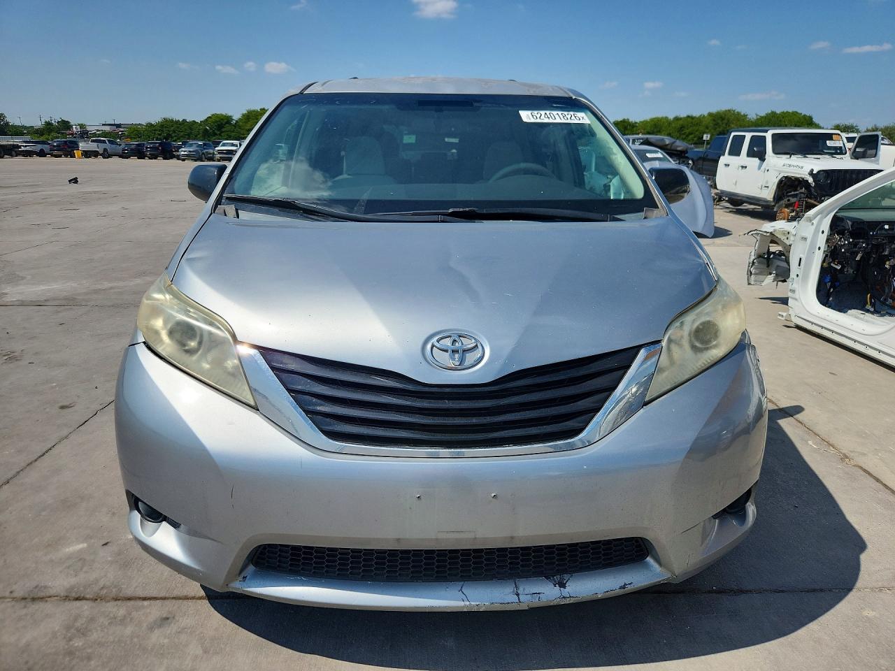 2011 Toyota Sienna Le Gray vin: 5TDKK3DC7BS022750