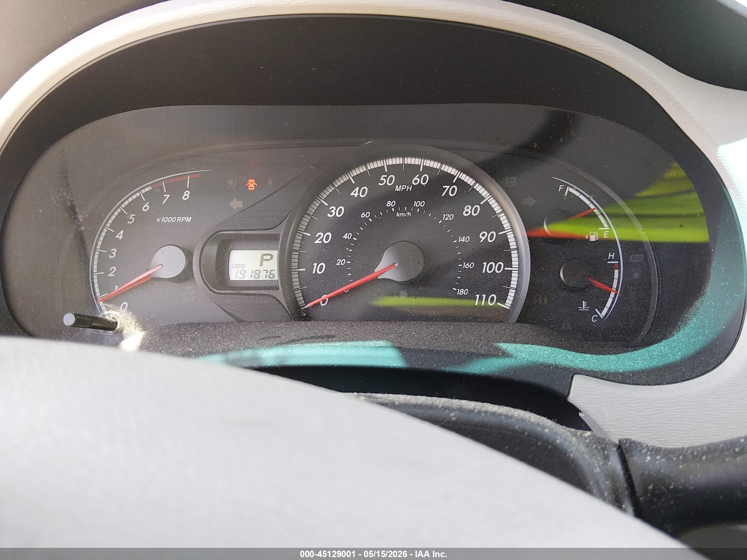 2011 Toyota Sienna Le V6 Silver vin: 5TDKK3DC7BS143682