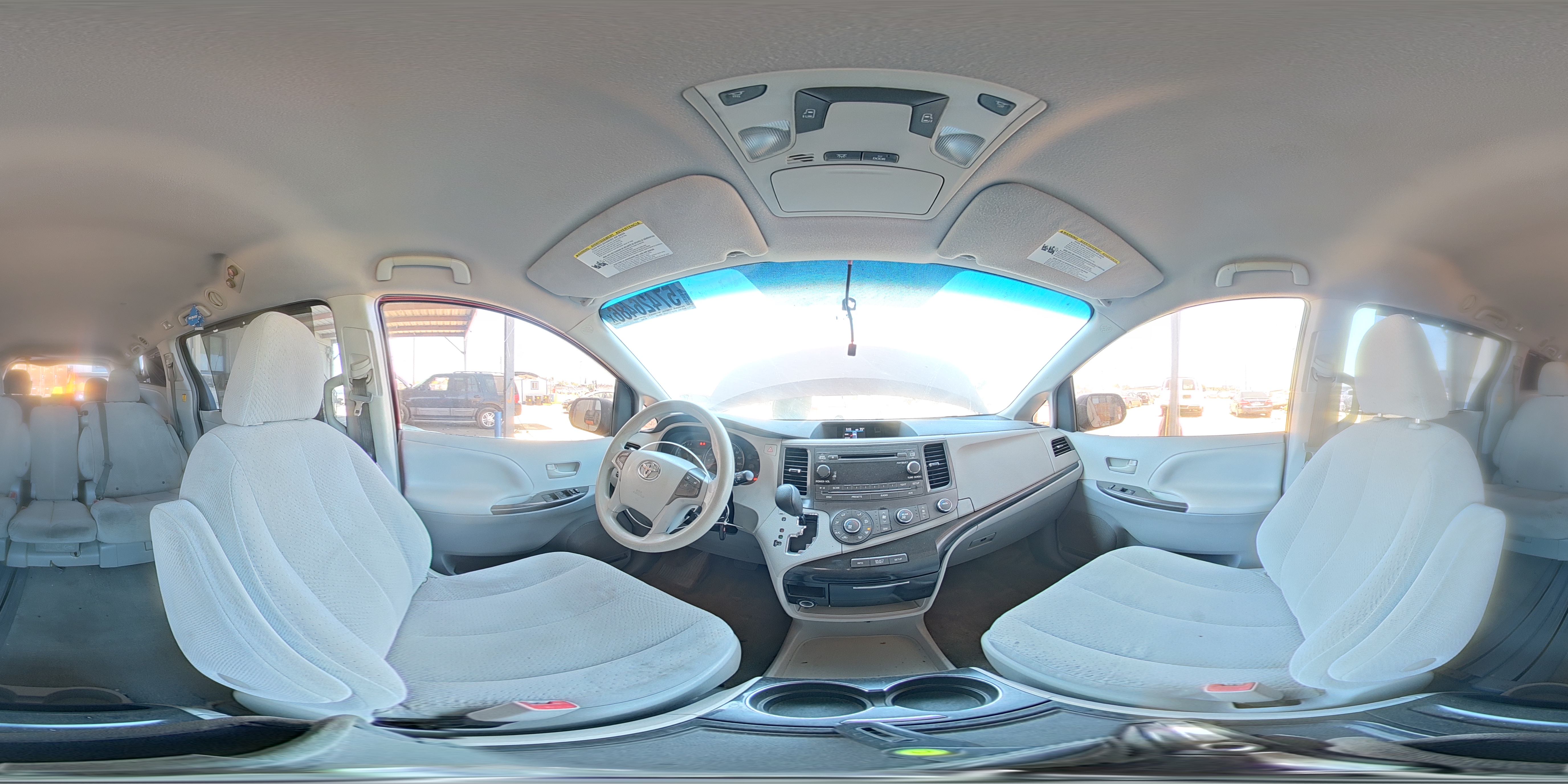 2012 Toyota Sienna Le Red vin: 5TDKK3DC7CS196089