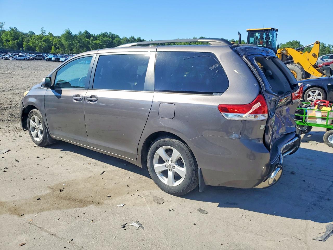 2012 Toyota Sienna Le Silver vin: 5TDKK3DC7CS210413