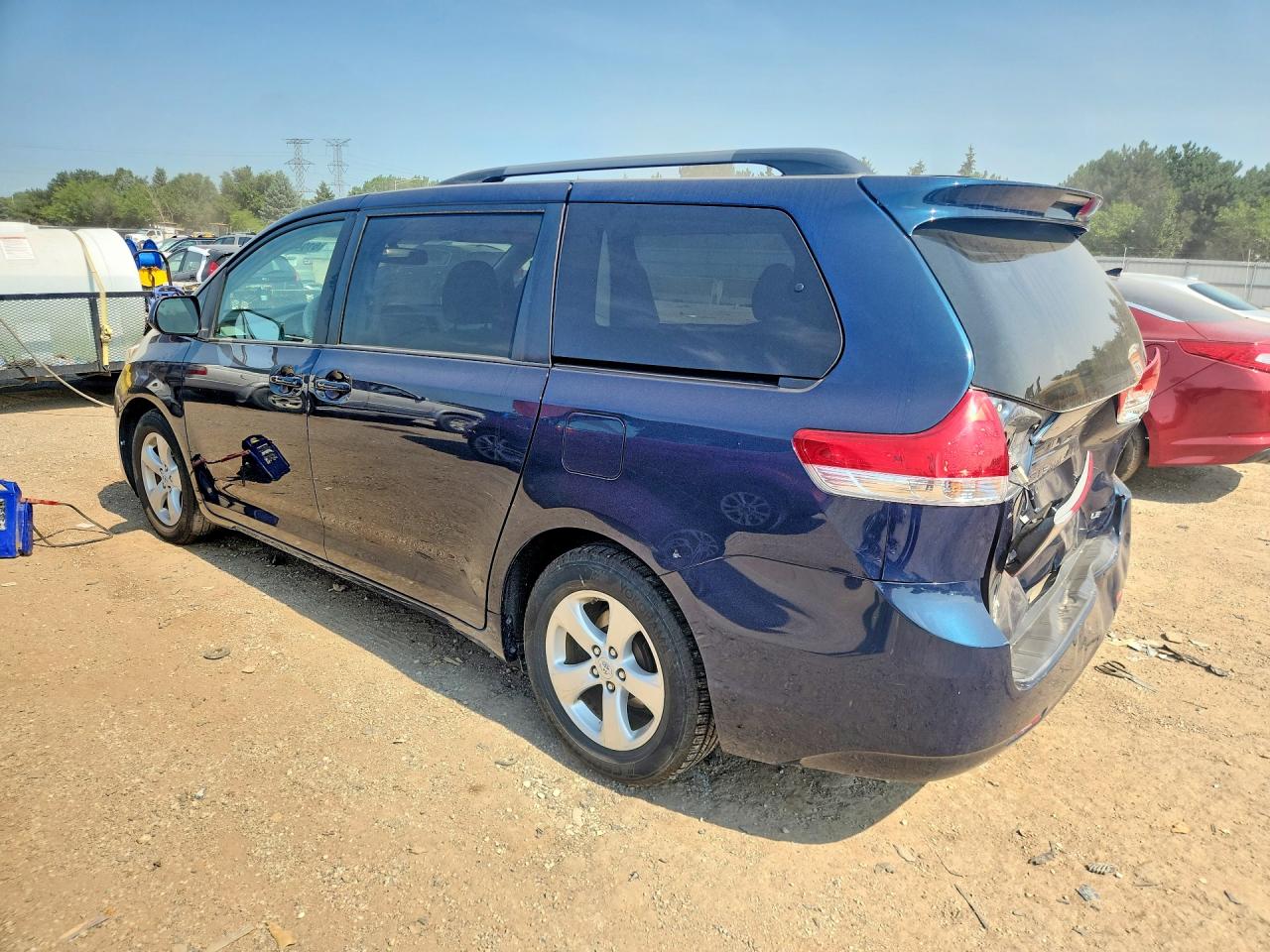 2012 Toyota Sienna Le Blue vin: 5TDKK3DC7CS225526