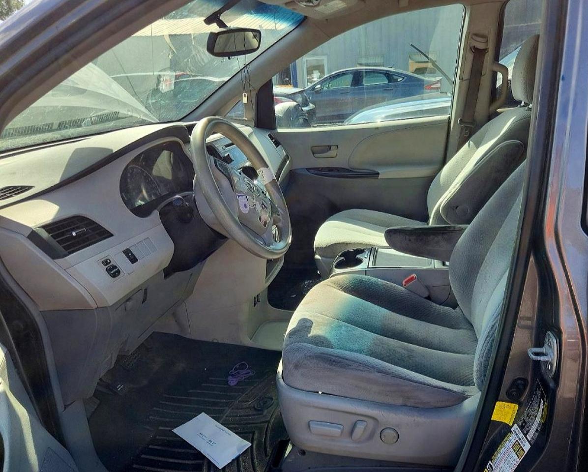 2013 Toyota Sienna Le Gray vin: 5TDKK3DC7DS293567
