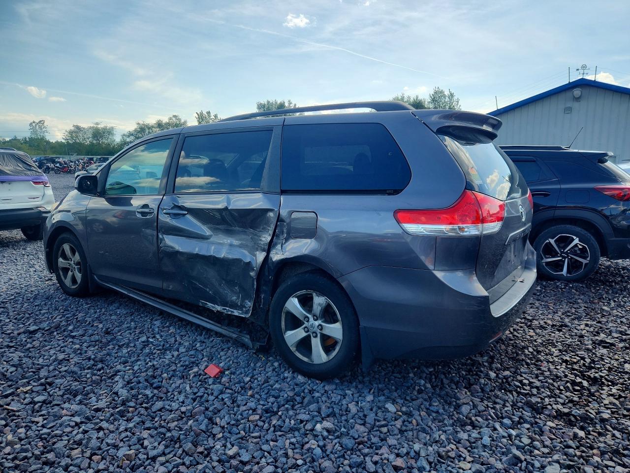2013 Toyota Sienna Le Gray vin: 5TDKK3DC7DS293567