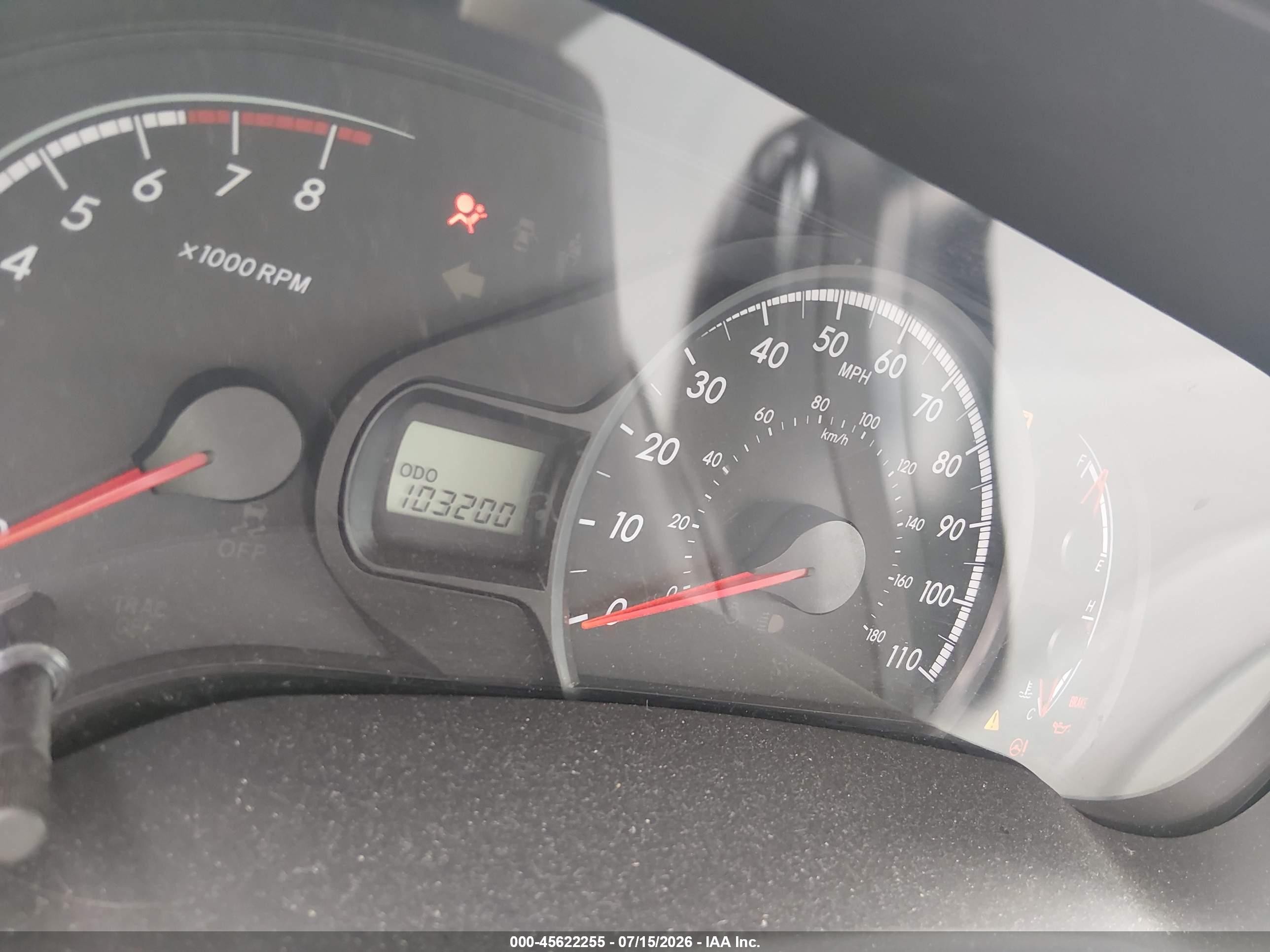 2013 Toyota Sienna Le V6 8 Passenger Silver vin: 5TDKK3DC7DS335588