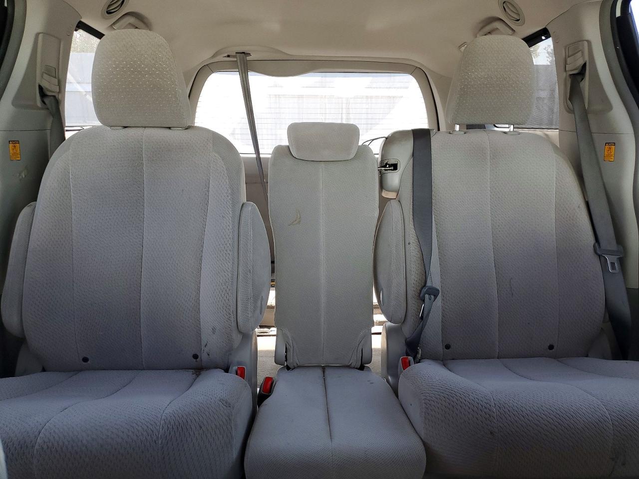 2013 Toyota Sienna Le White vin: 5TDKK3DC7DS341908