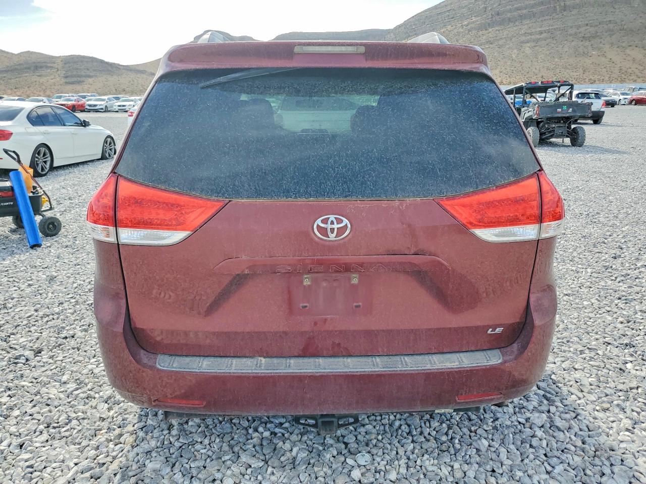 2013 Toyota Sienna Le Burgundy vin: 5TDKK3DC7DS358921