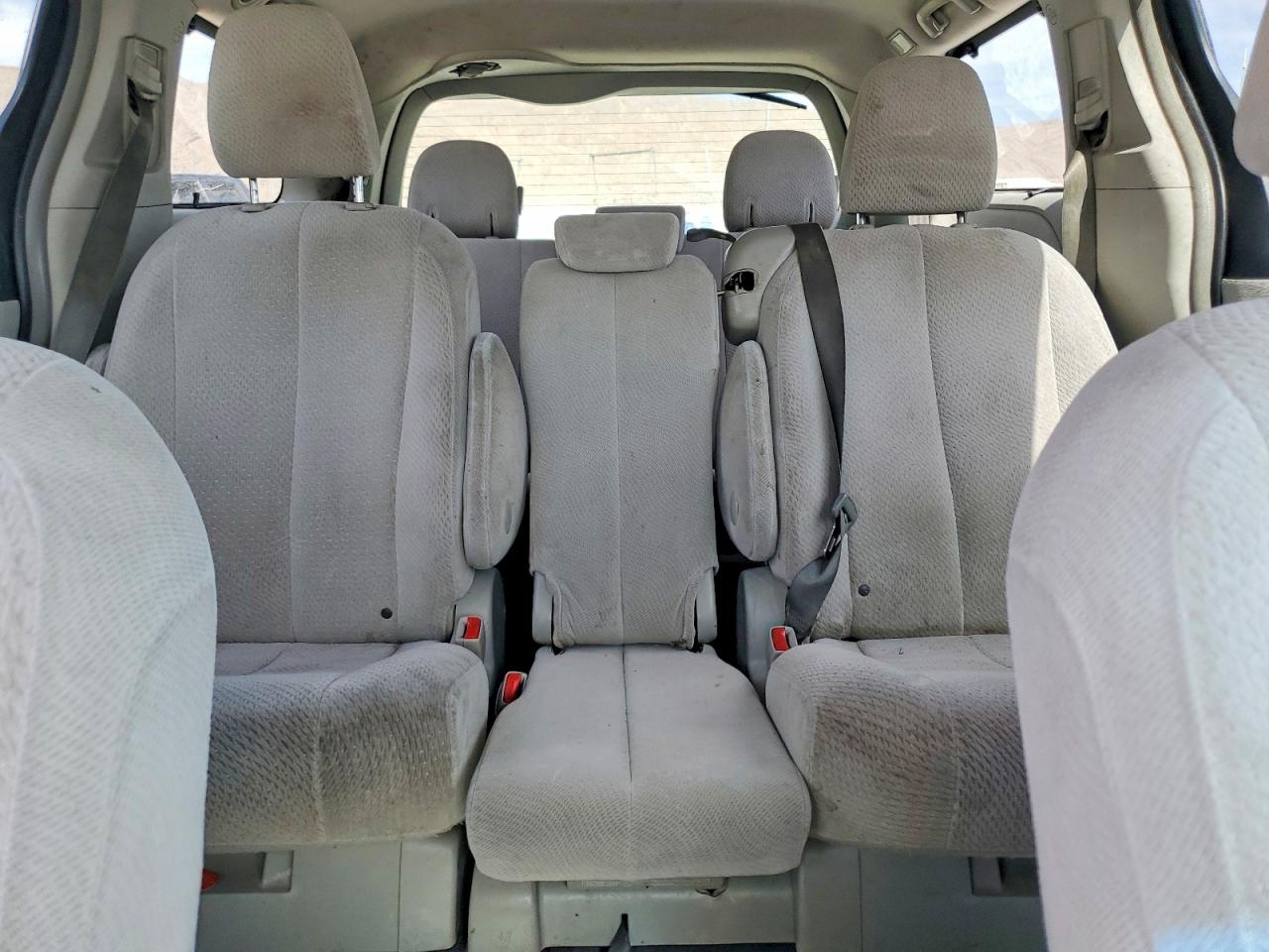 2013 Toyota Sienna Le Burgundy vin: 5TDKK3DC7DS358921