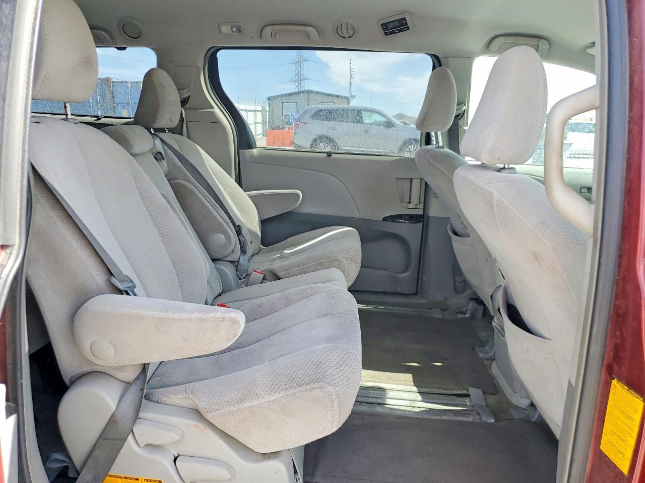 2013 Toyota Sienna Le Burgundy vin: 5TDKK3DC7DS358921