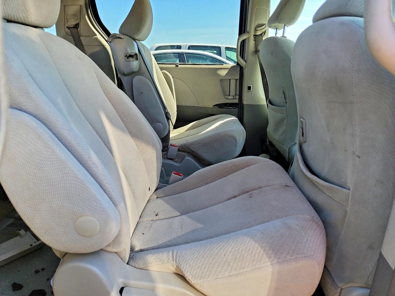 2013 Toyota Sienna Le Blue vin: 5TDKK3DC7DS380689