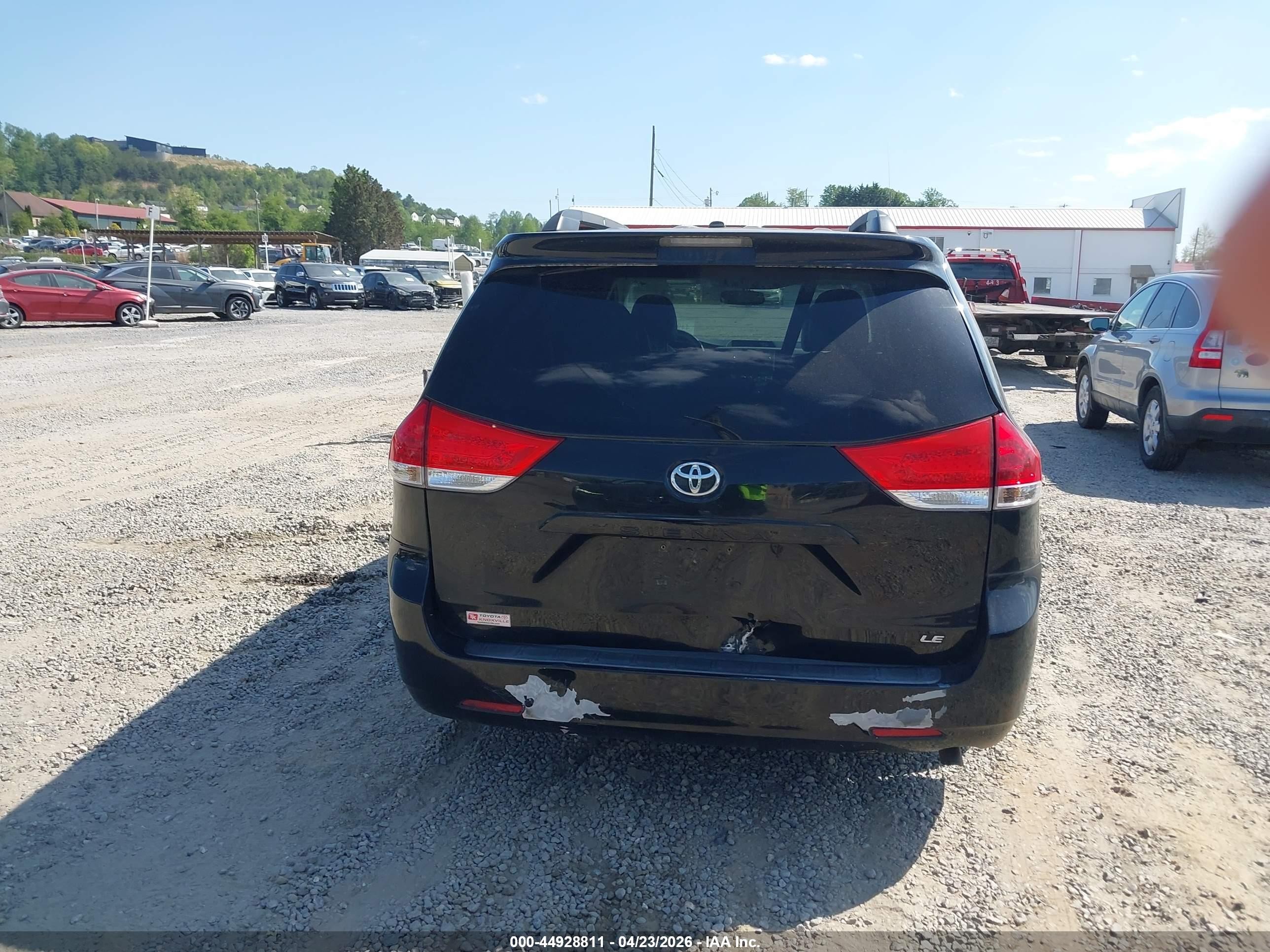 2014 Toyota Sienna Le V6 8 Passenger Black vin: 5TDKK3DC7ES457627