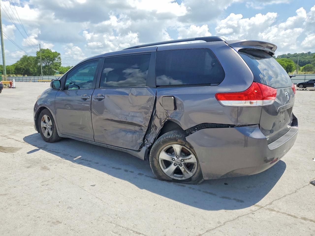 2014 Toyota Sienna Le Gray vin: 5TDKK3DC7ES457871
