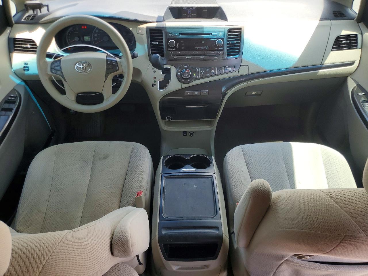 2014 Toyota Sienna Le Gray vin: 5TDKK3DC7ES457871