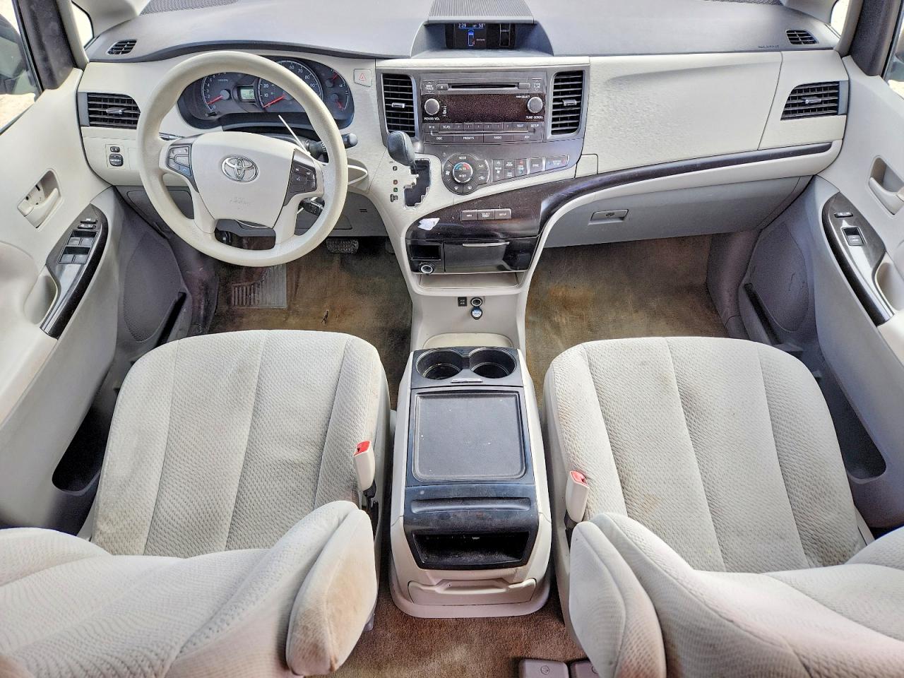 2014 Toyota Sienna Le 8-passenger Brown vin: 5TDKK3DC7ES497822