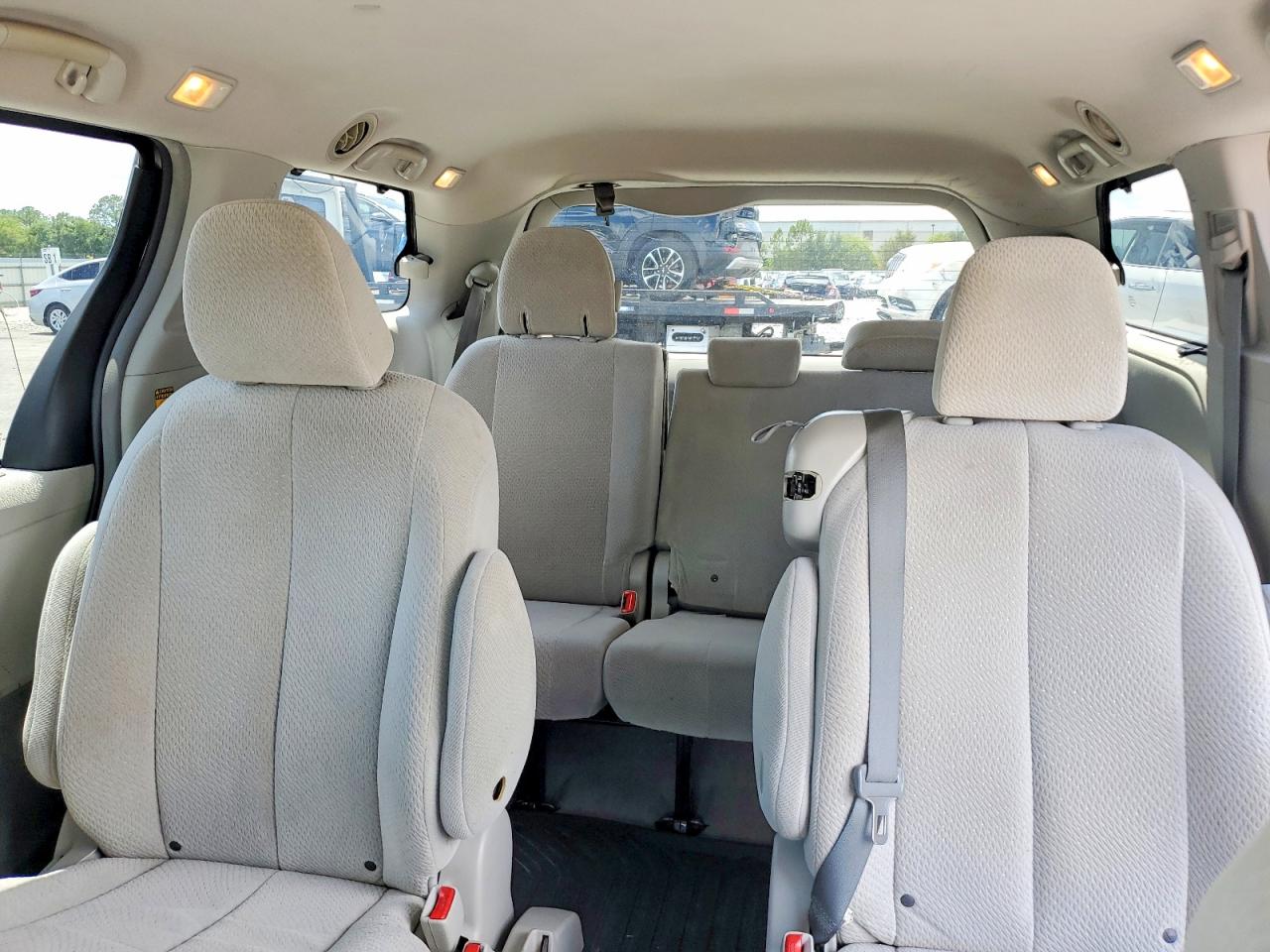 2014 Toyota Sienna Le Gray vin: 5TDKK3DC7ES499473