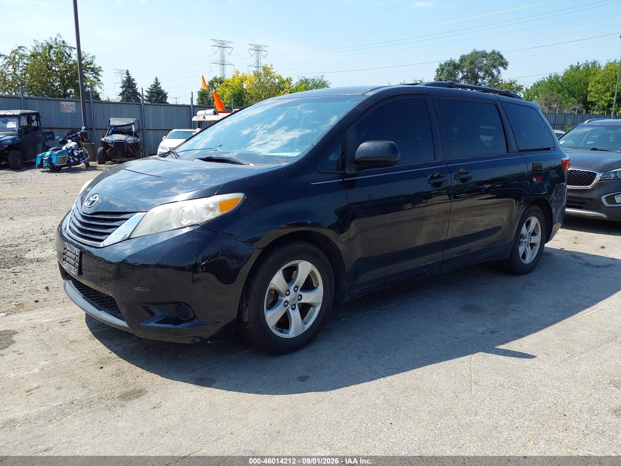 2015 Toyota Sienna Le 8 Passenger Black vin: 5TDKK3DC7FS570415