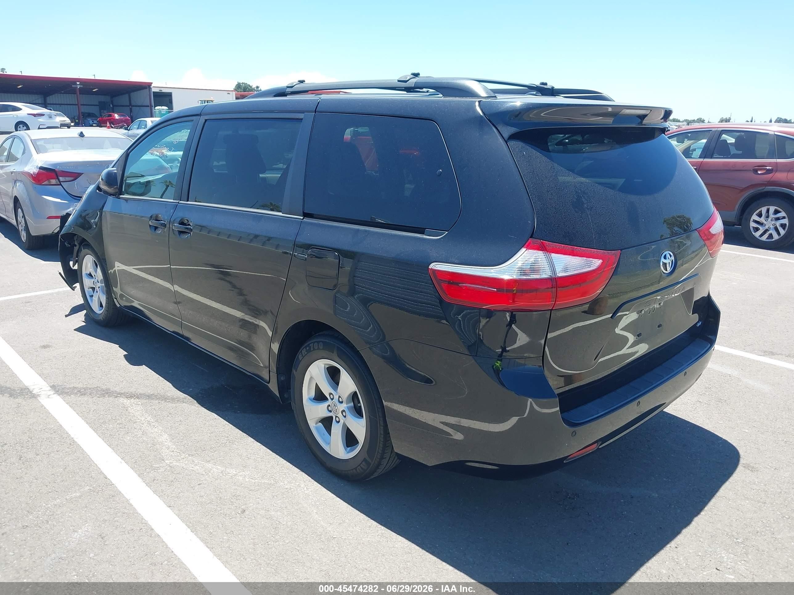 2015 Toyota Sienna Le 8 Passenger Black vin: 5TDKK3DC7FS586677