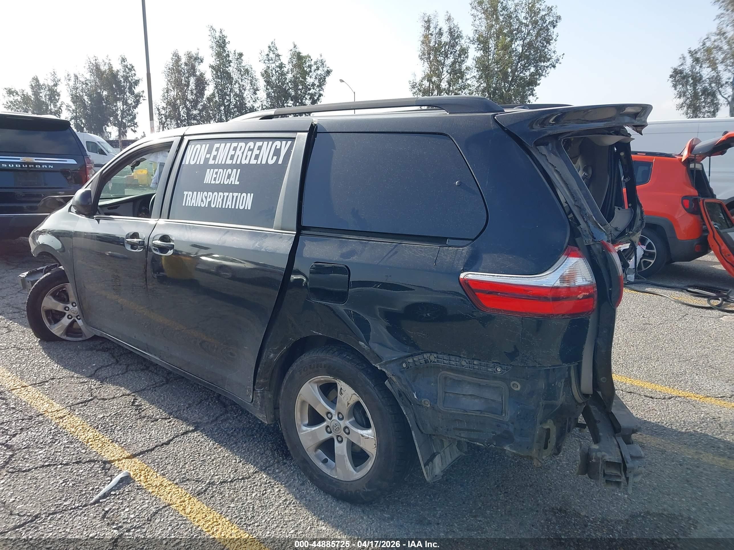 2015 Toyota Sienna Le 8 Passenger Black vin: 5TDKK3DC7FS616079