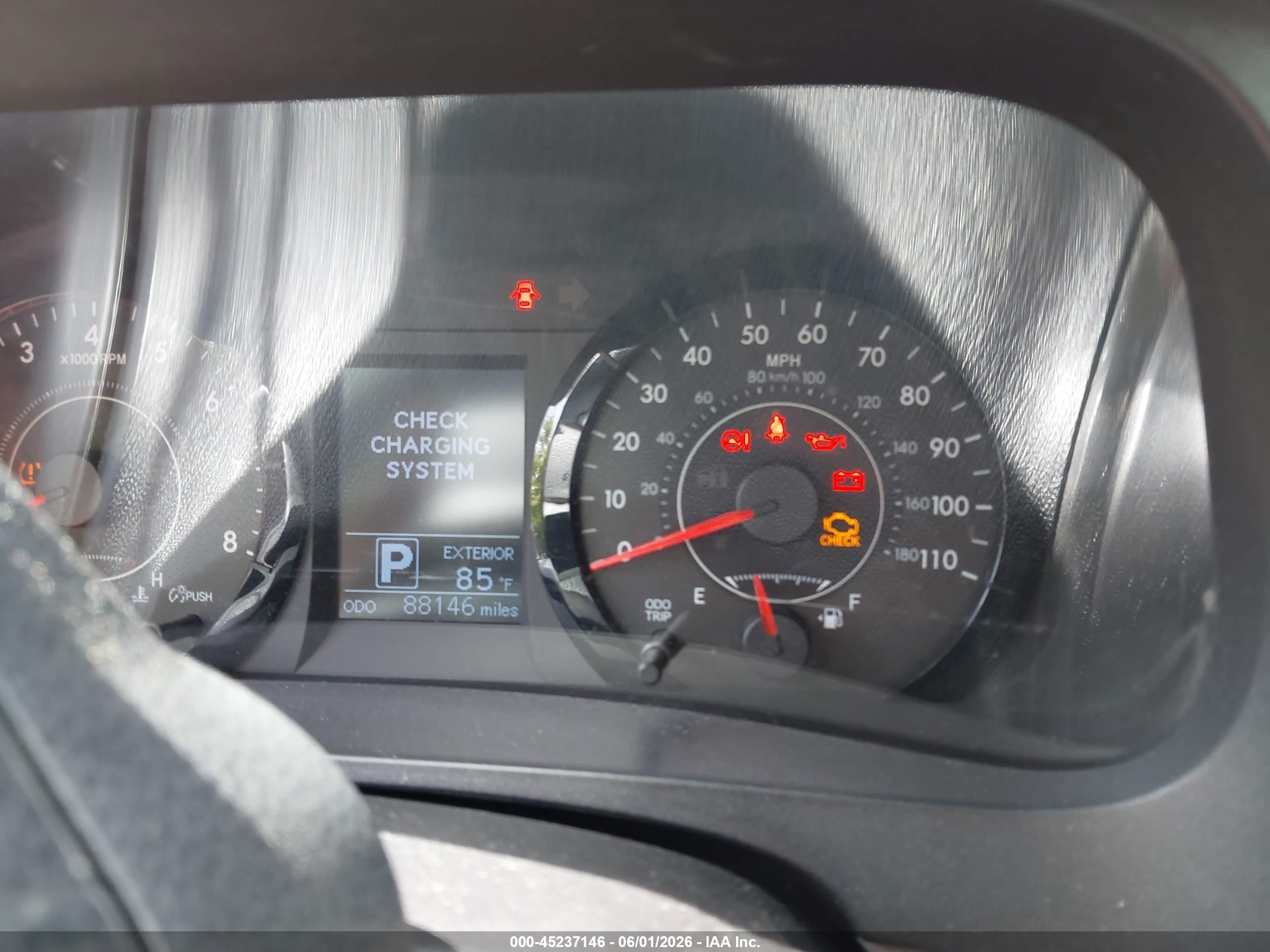 2015 Toyota Sienna Le 8 Passenger Синий vin: 5TDKK3DC7FS626515