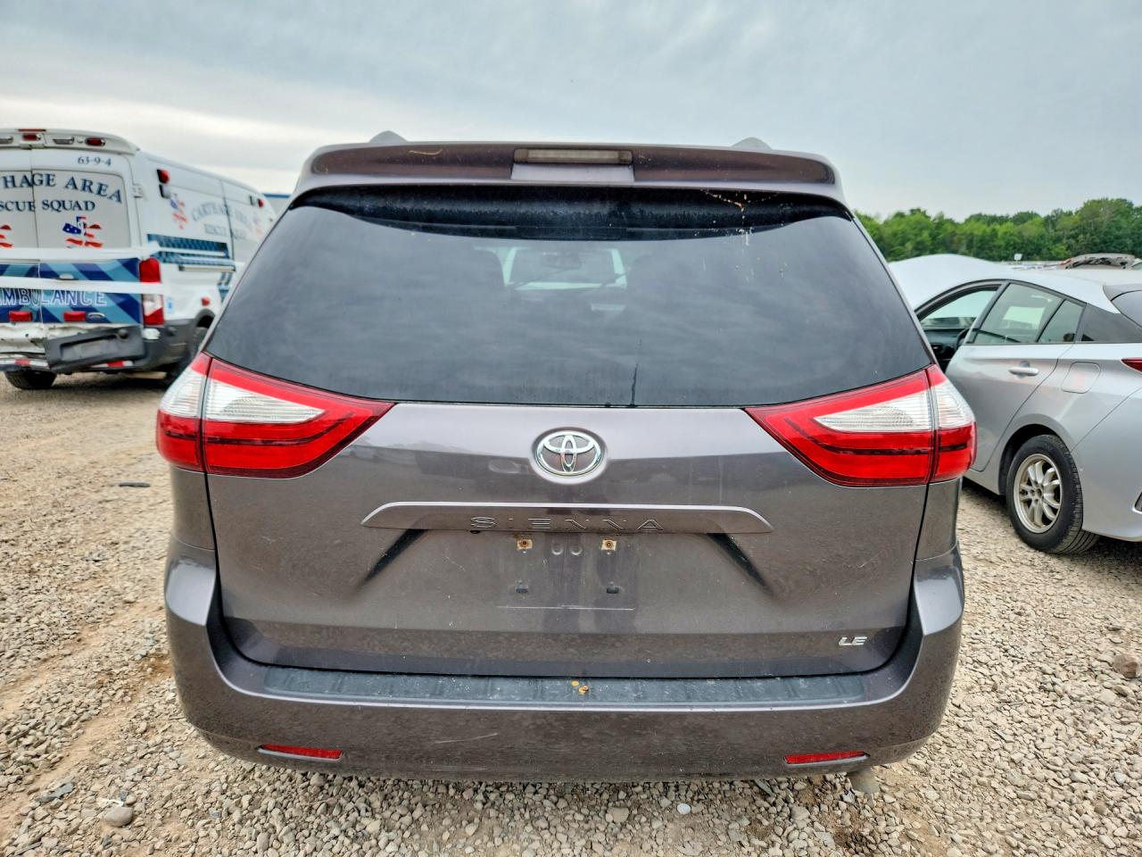 2015 Toyota Sienna Le Серый vin: 5TDKK3DC7FS629754