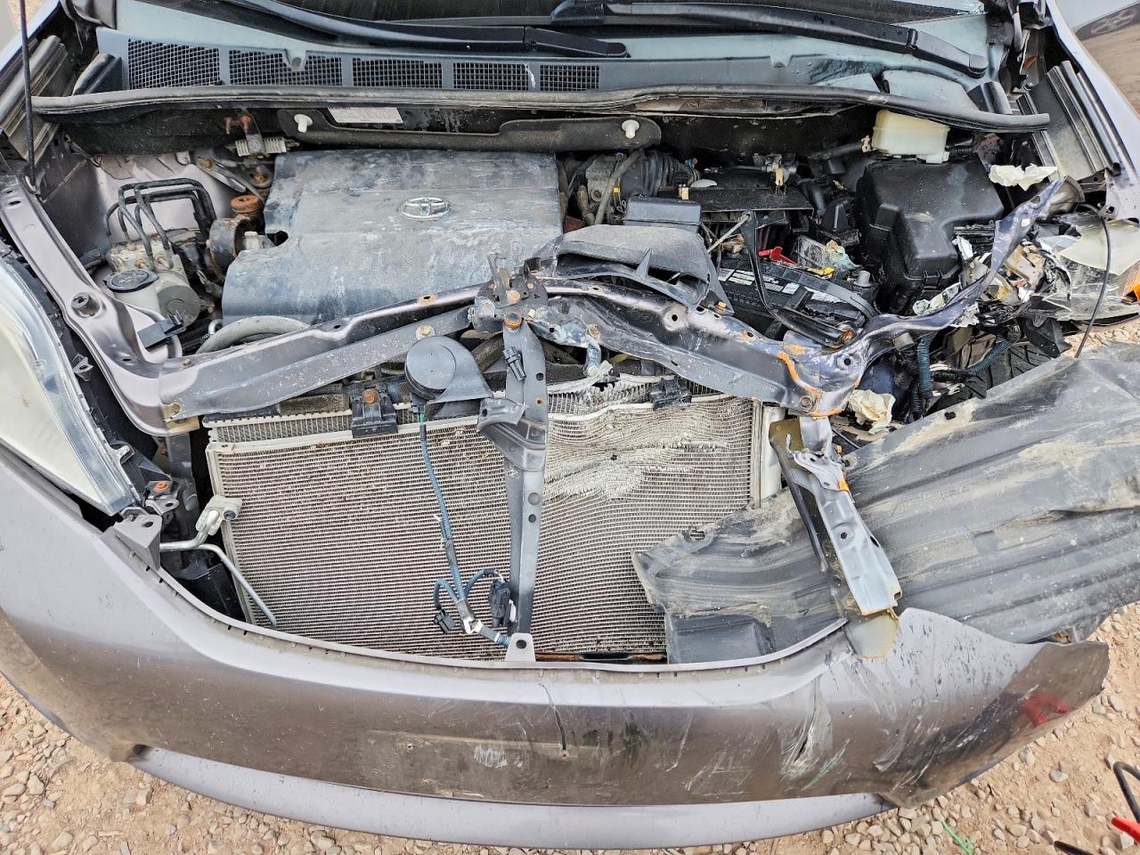 2015 Toyota Sienna Le Серый vin: 5TDKK3DC7FS629754