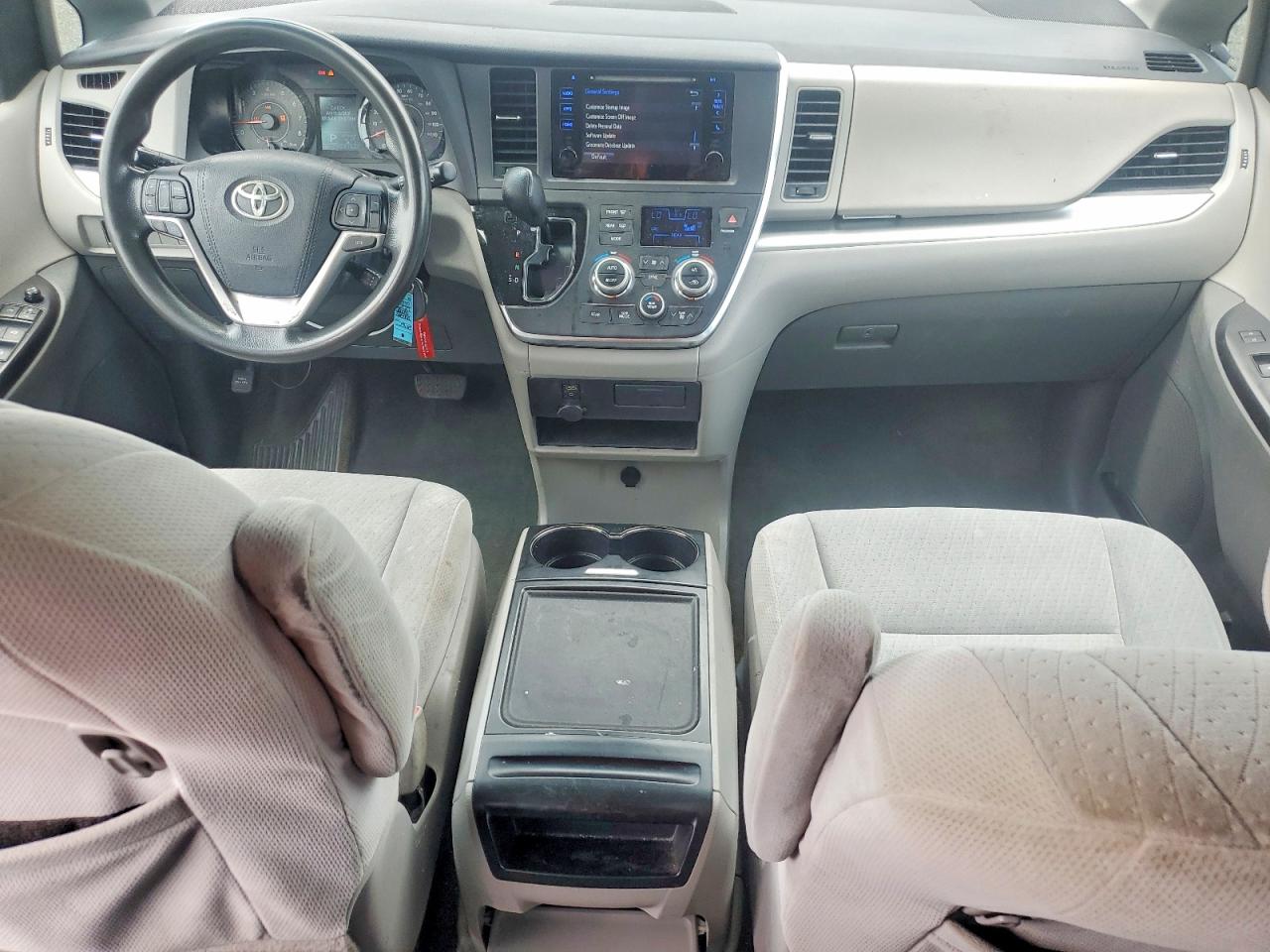 2015 Toyota Sienna Le Blue vin: 5TDKK3DC7FS656890