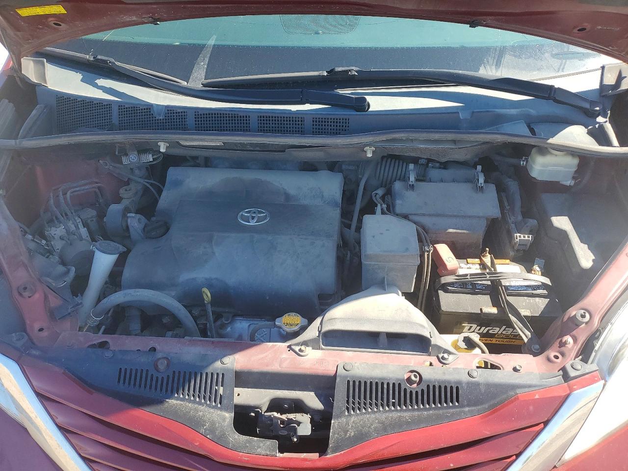 2015 Toyota Sienna Le 8-passenger Burgundy vin: 5TDKK3DC7FS670496
