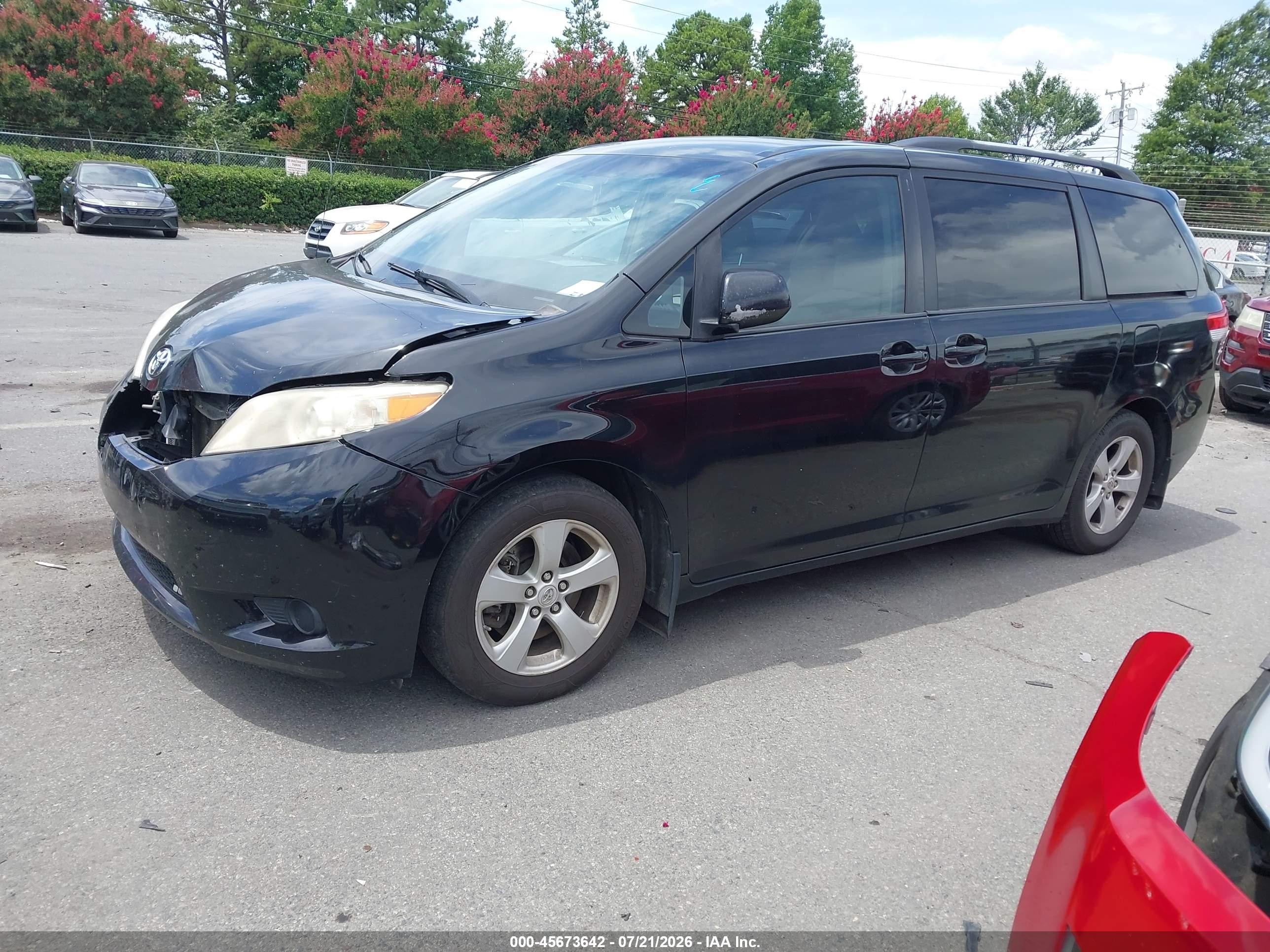 2011 Toyota Sienna Le V6 Black vin: 5TDKK3DC8BS040917