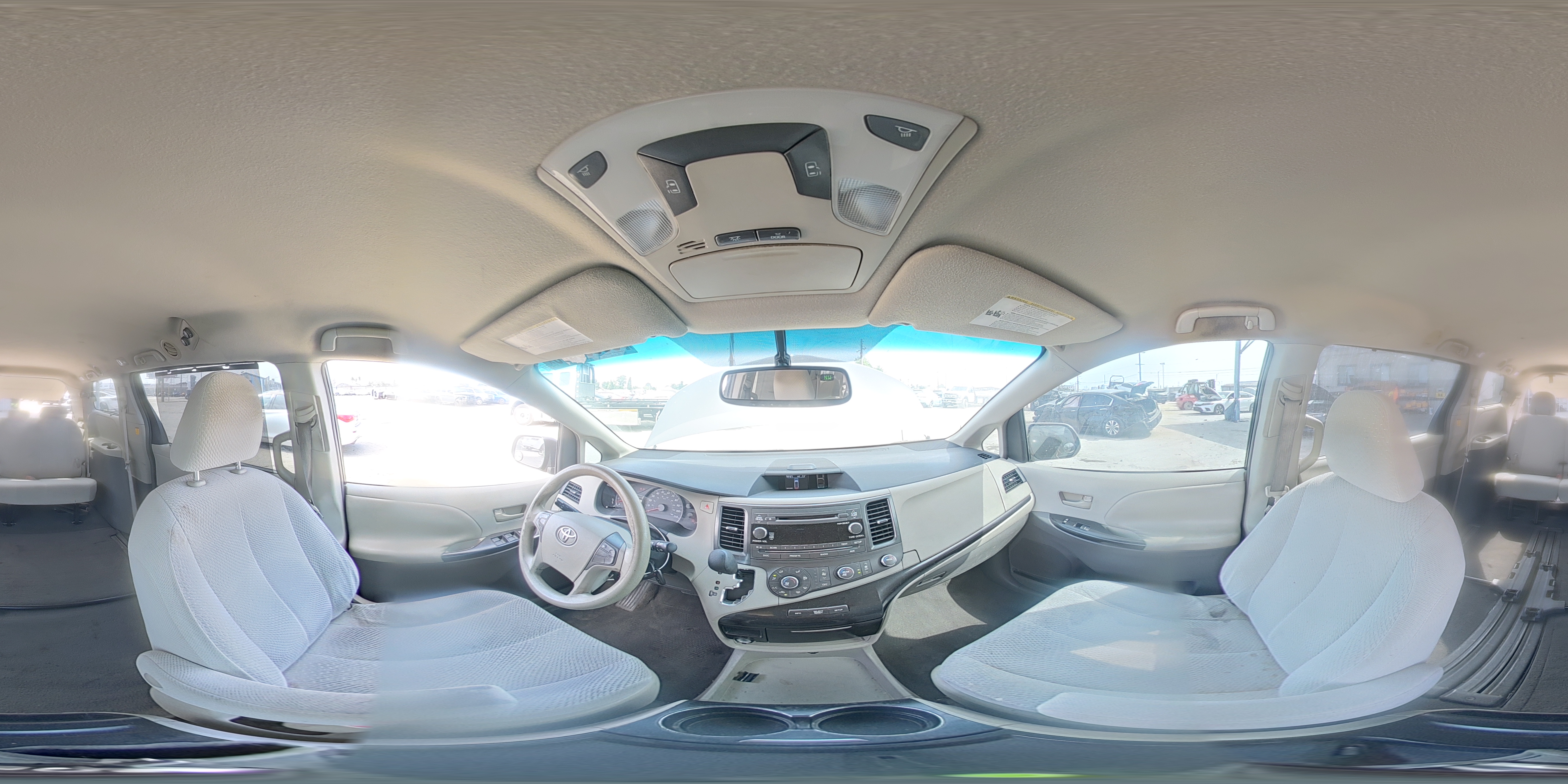 2011 Toyota Sienna Le Gray vin: 5TDKK3DC8BS046488