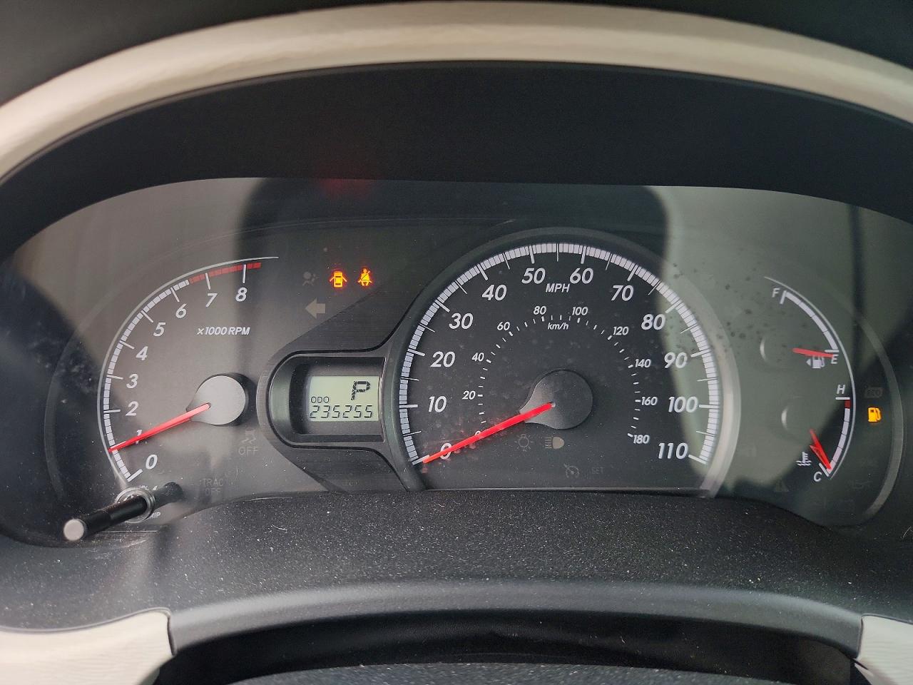 2011 Toyota Sienna Le Black vin: 5TDKK3DC8BS066529