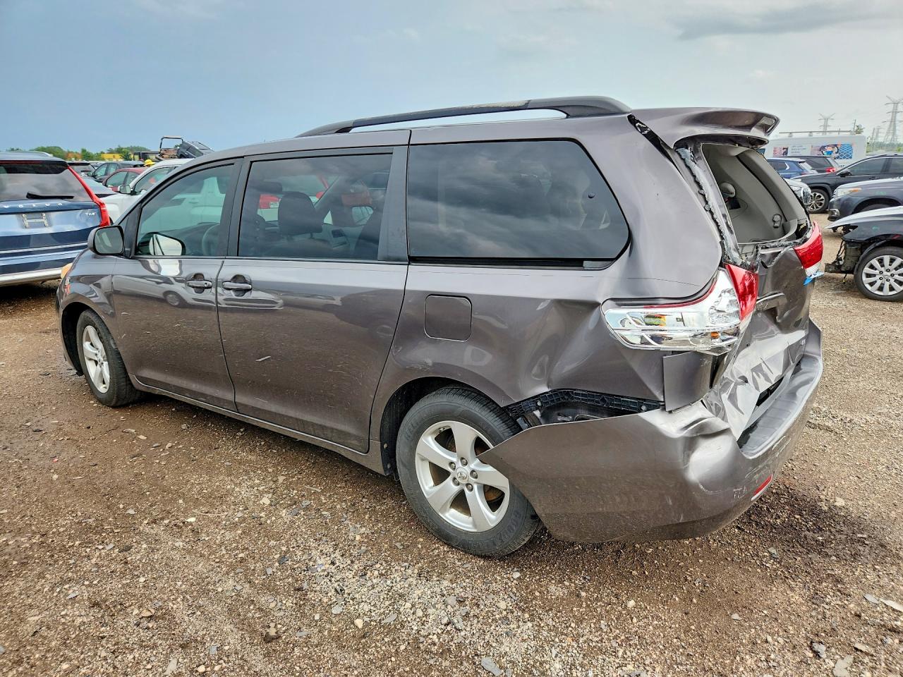 2012 Toyota Sienna Le Gray vin: 5TDKK3DC8CS179334