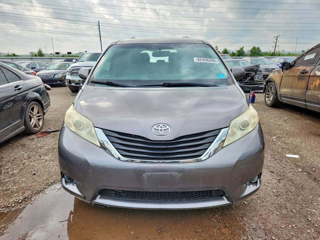 2012 Toyota Sienna Le Gray vin: 5TDKK3DC8CS179334