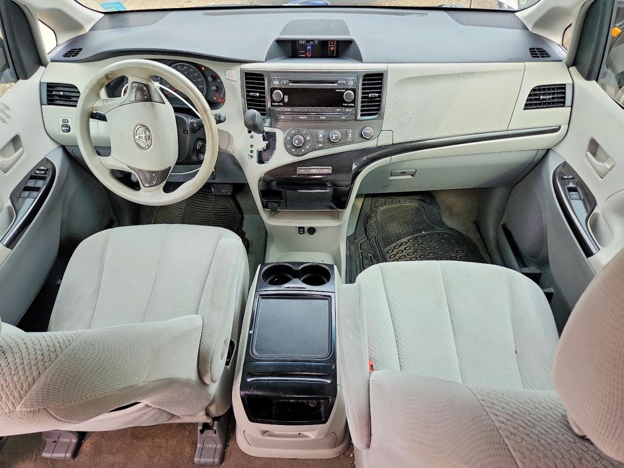 2012 Toyota Sienna Le Gray vin: 5TDKK3DC8CS179334