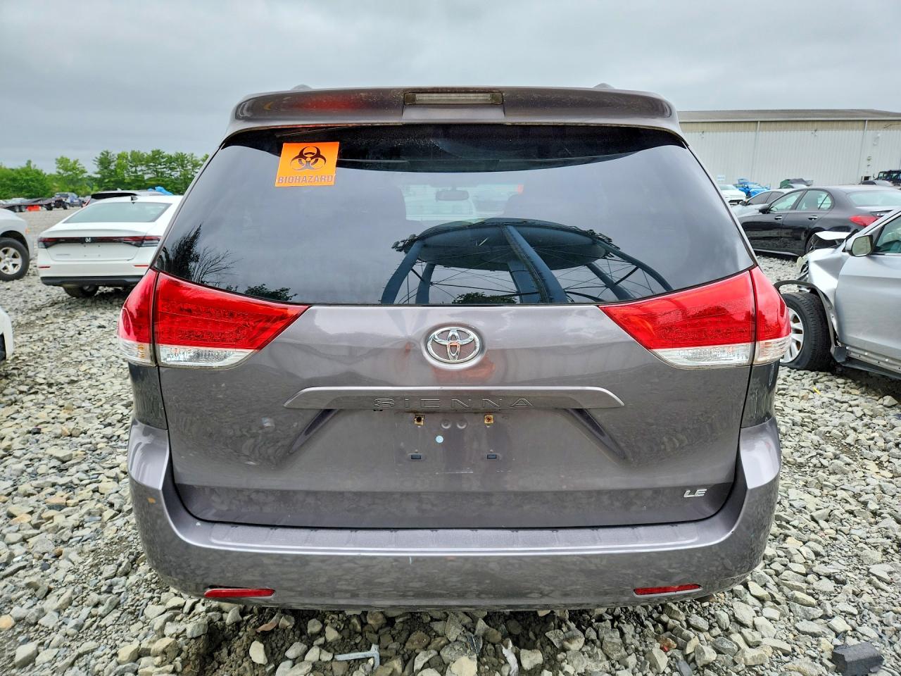 2012 Toyota Sienna Le Gray vin: 5TDKK3DC8CS193072