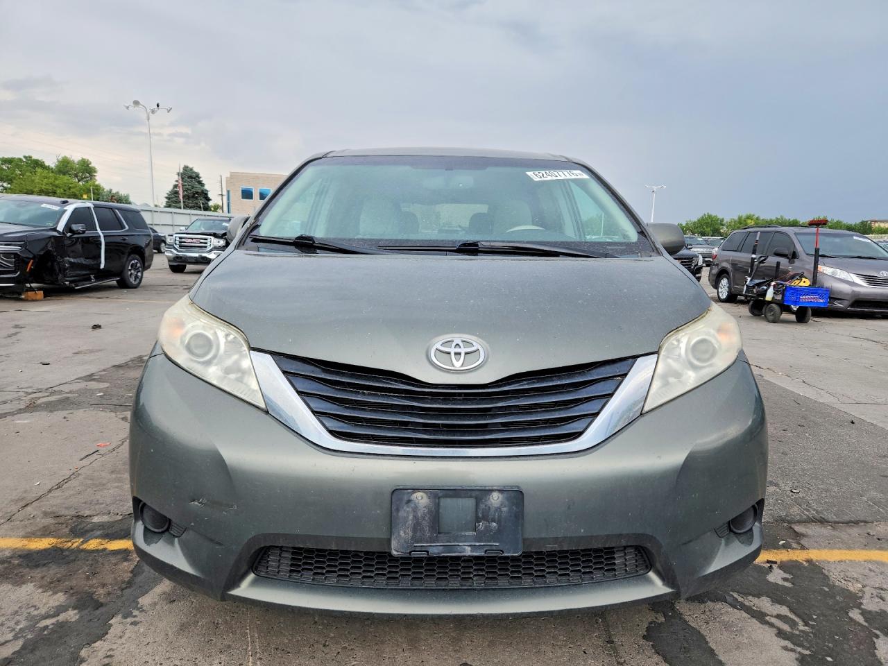 2012 Toyota Sienna Le Green vin: 5TDKK3DC8CS208976