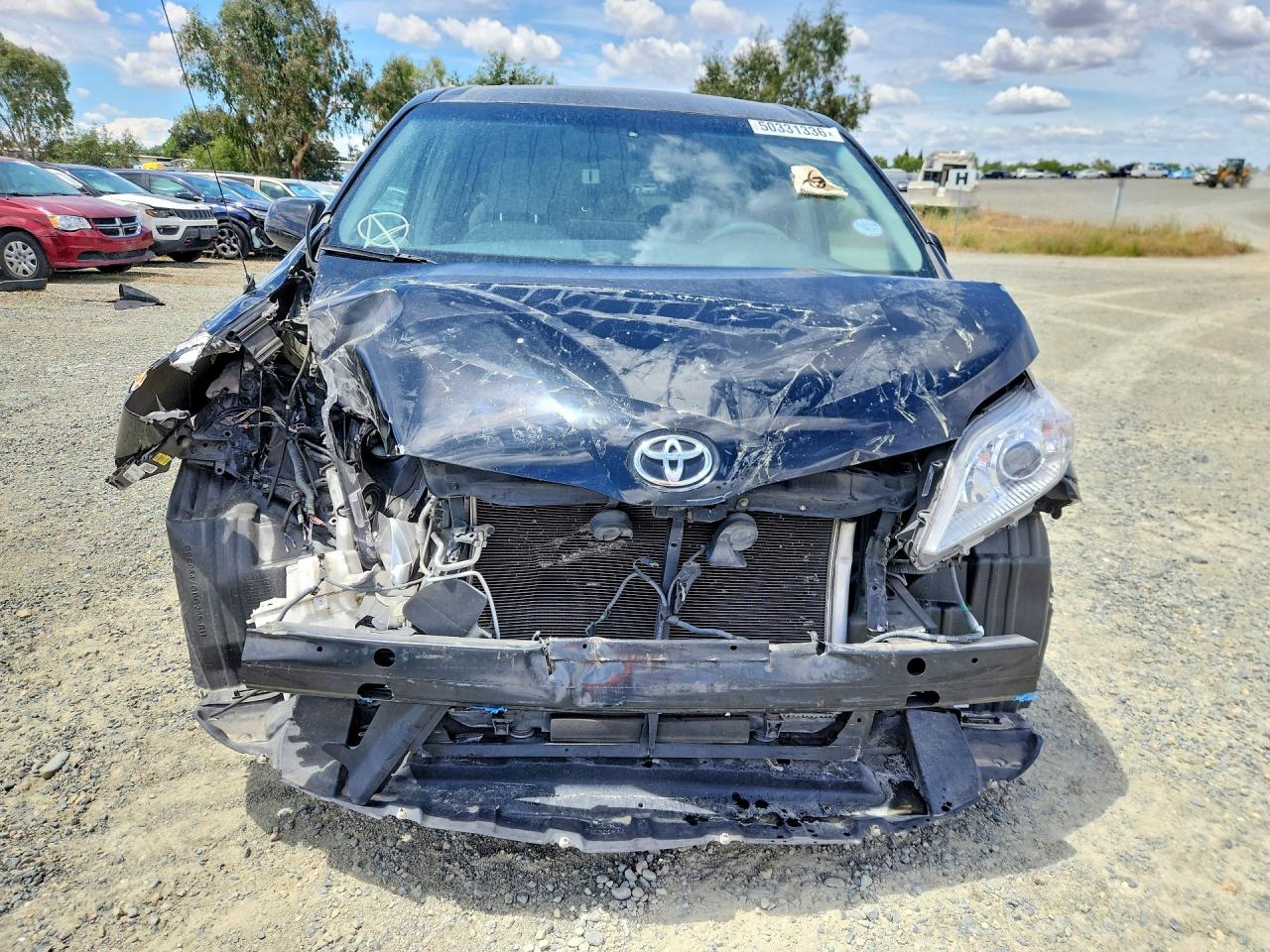 2012 Toyota Sienna Le Black vin: 5TDKK3DC8CS231898