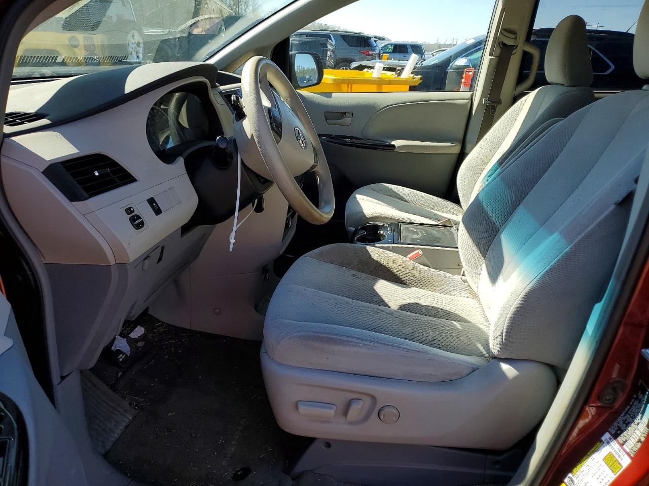 2013 Toyota Sienna Le Burgundy vin: 5TDKK3DC8DS314958