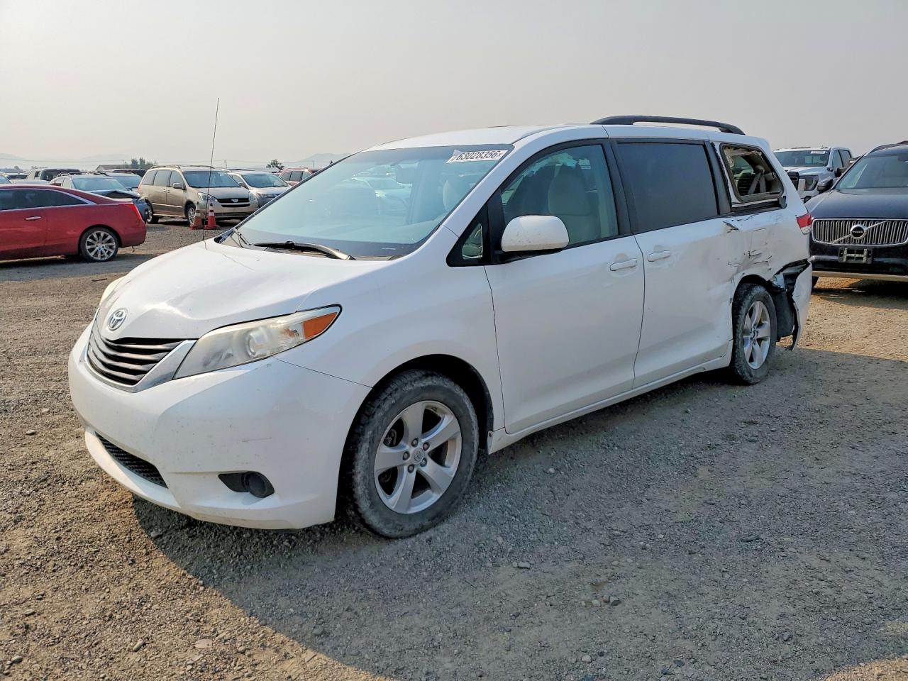2013 Toyota Sienna Le White vin: 5TDKK3DC8DS337351