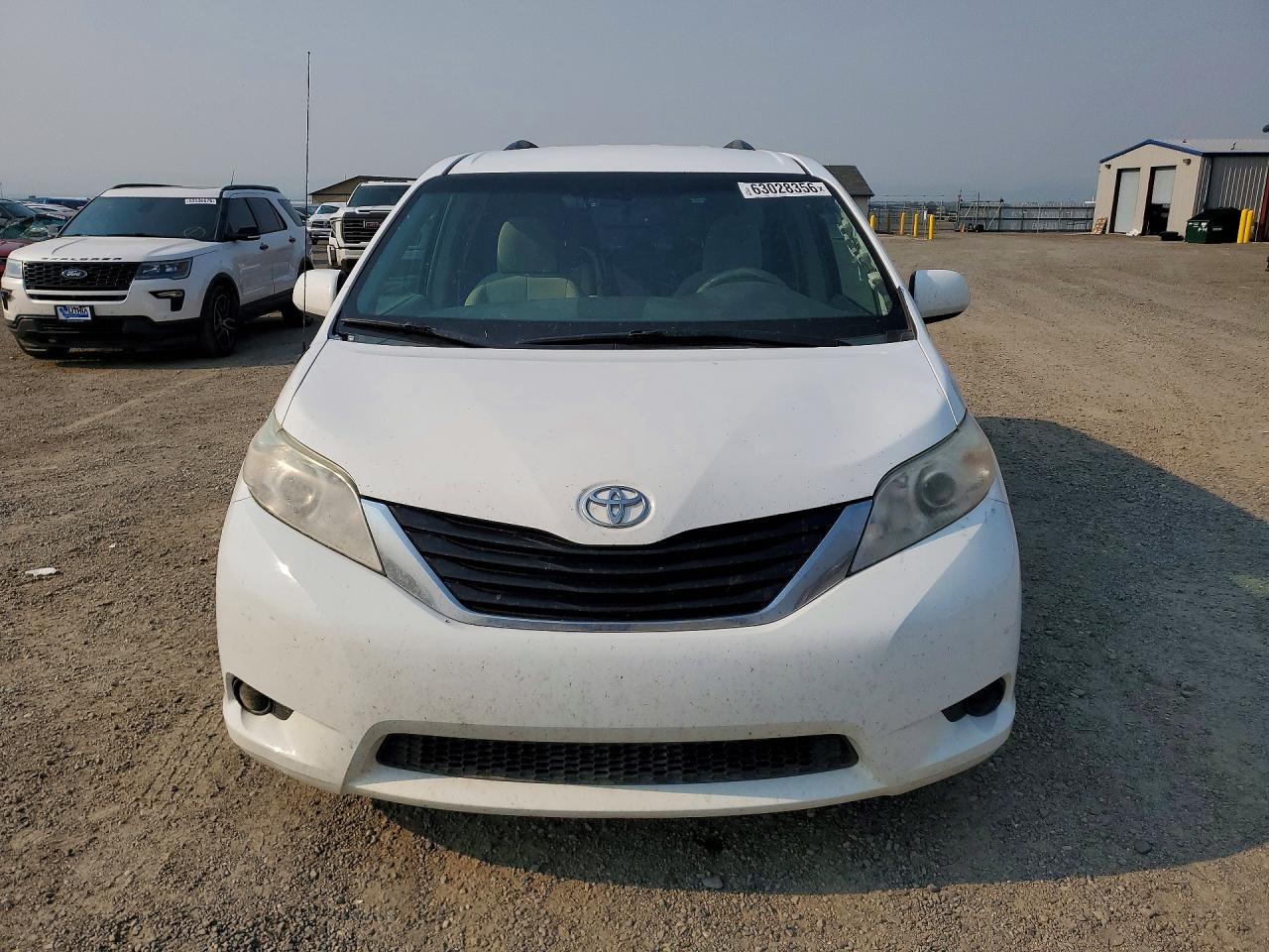 2013 Toyota Sienna Le White vin: 5TDKK3DC8DS337351