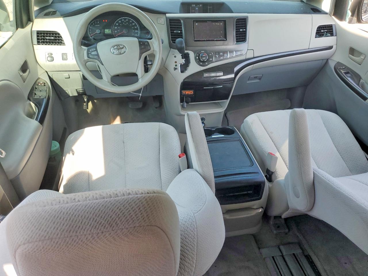2013 Toyota Sienna Le Gray vin: 5TDKK3DC8DS341805