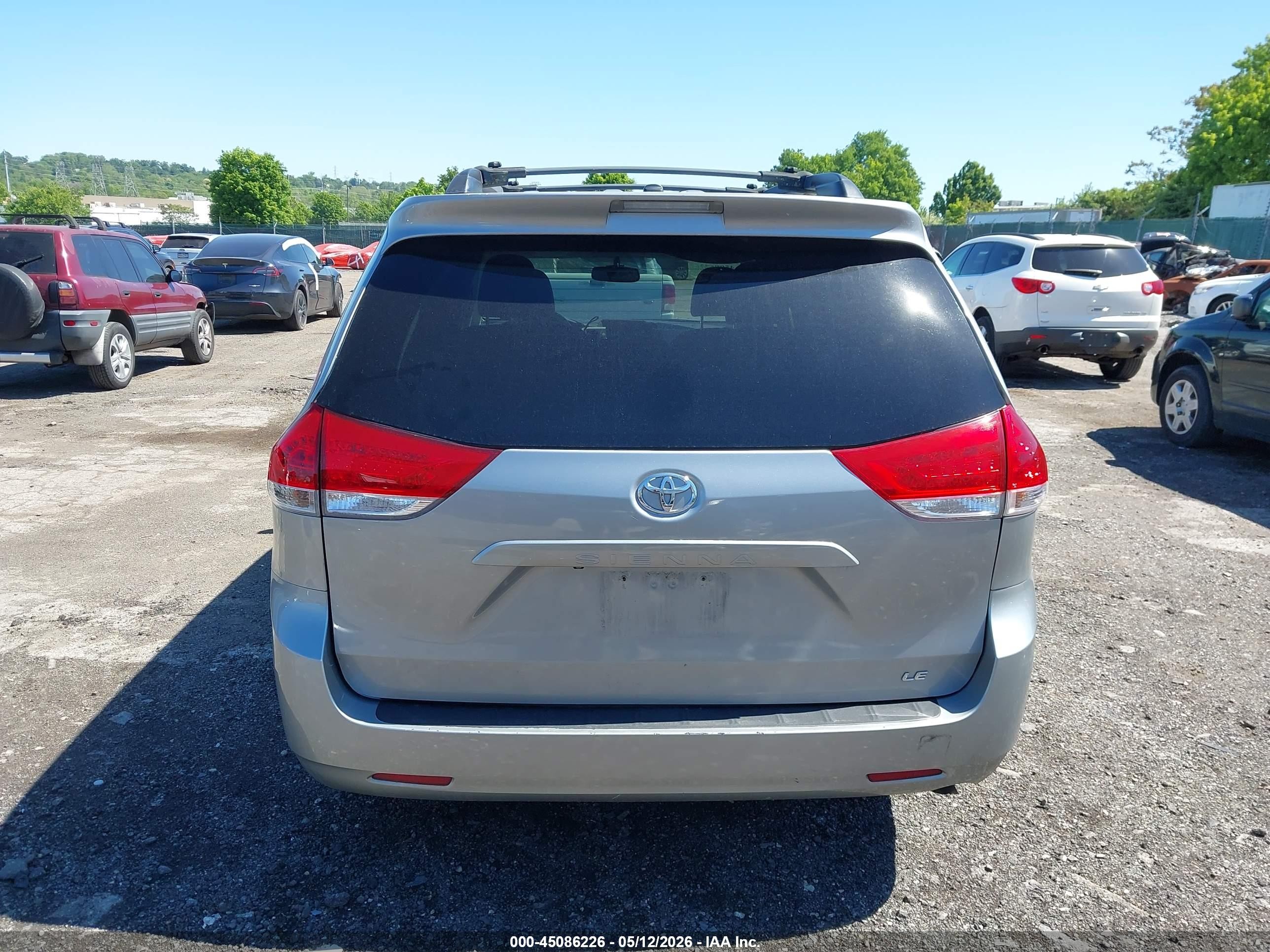2013 Toyota Sienna Le V6 8 Passenger Light Blue vin: 5TDKK3DC8DS371449
