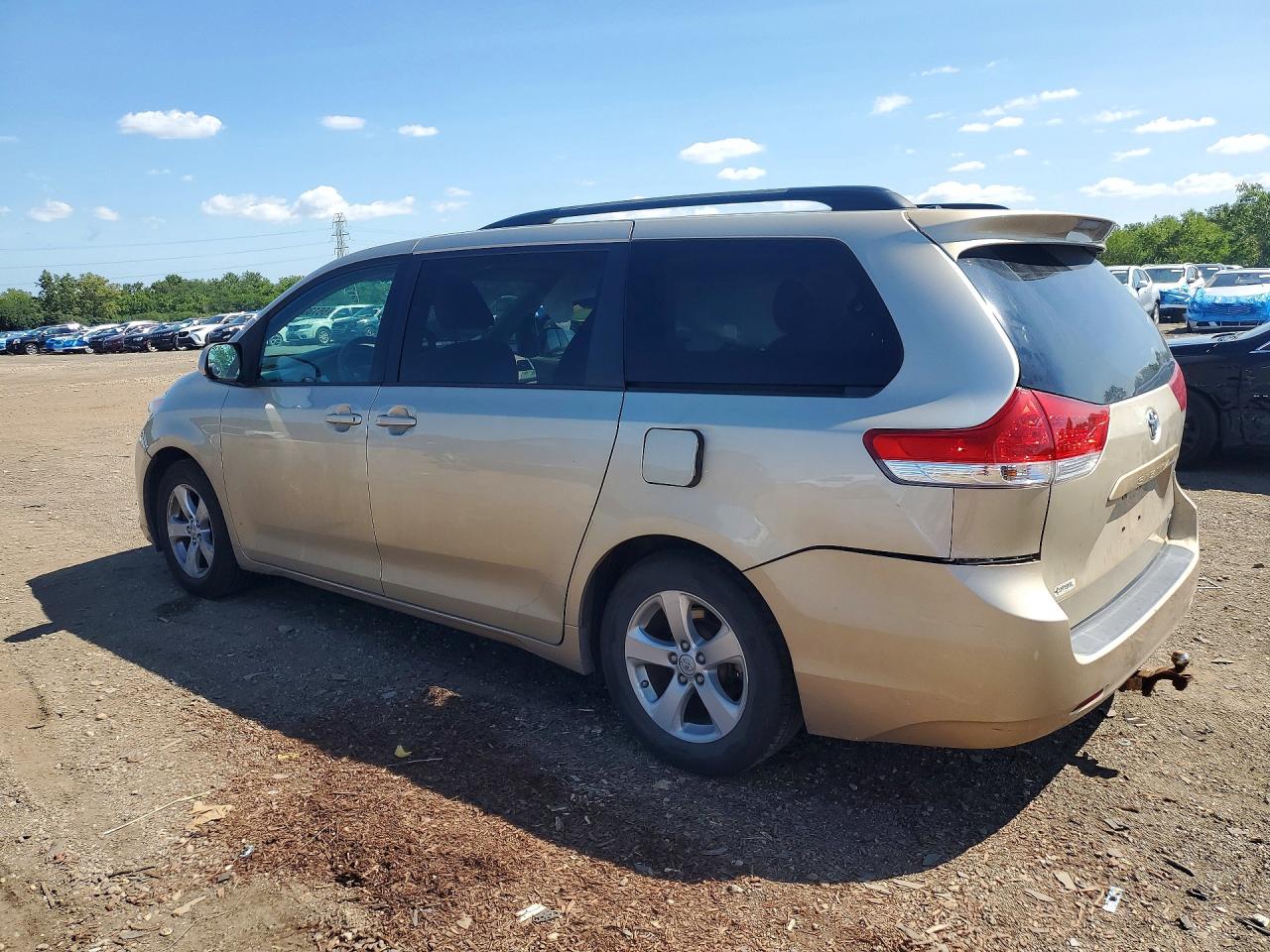 2013 Toyota Sienna Le Gold vin: 5TDKK3DC8DS373265