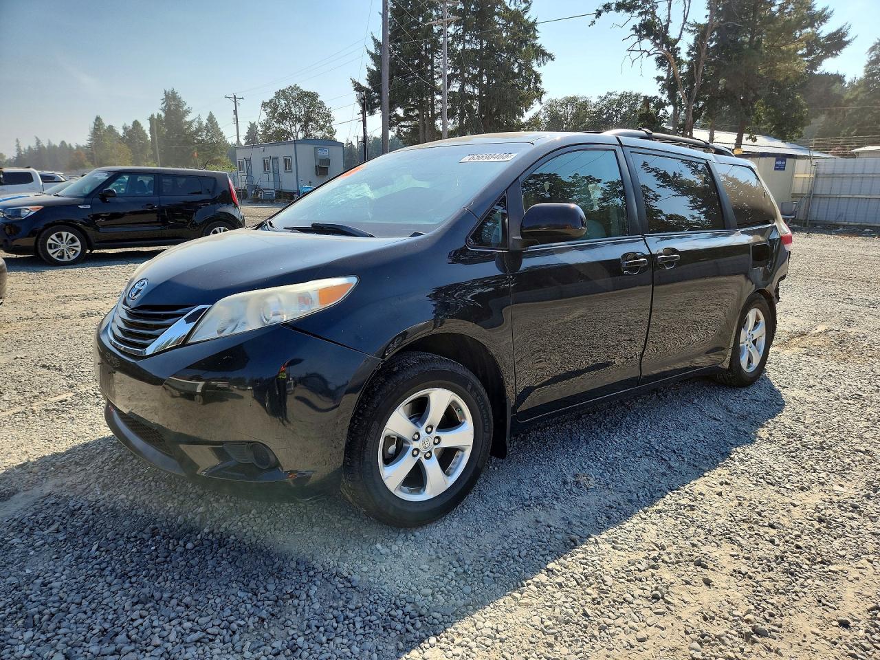 2013 Toyota Sienna Le Black vin: 5TDKK3DC8DS379387