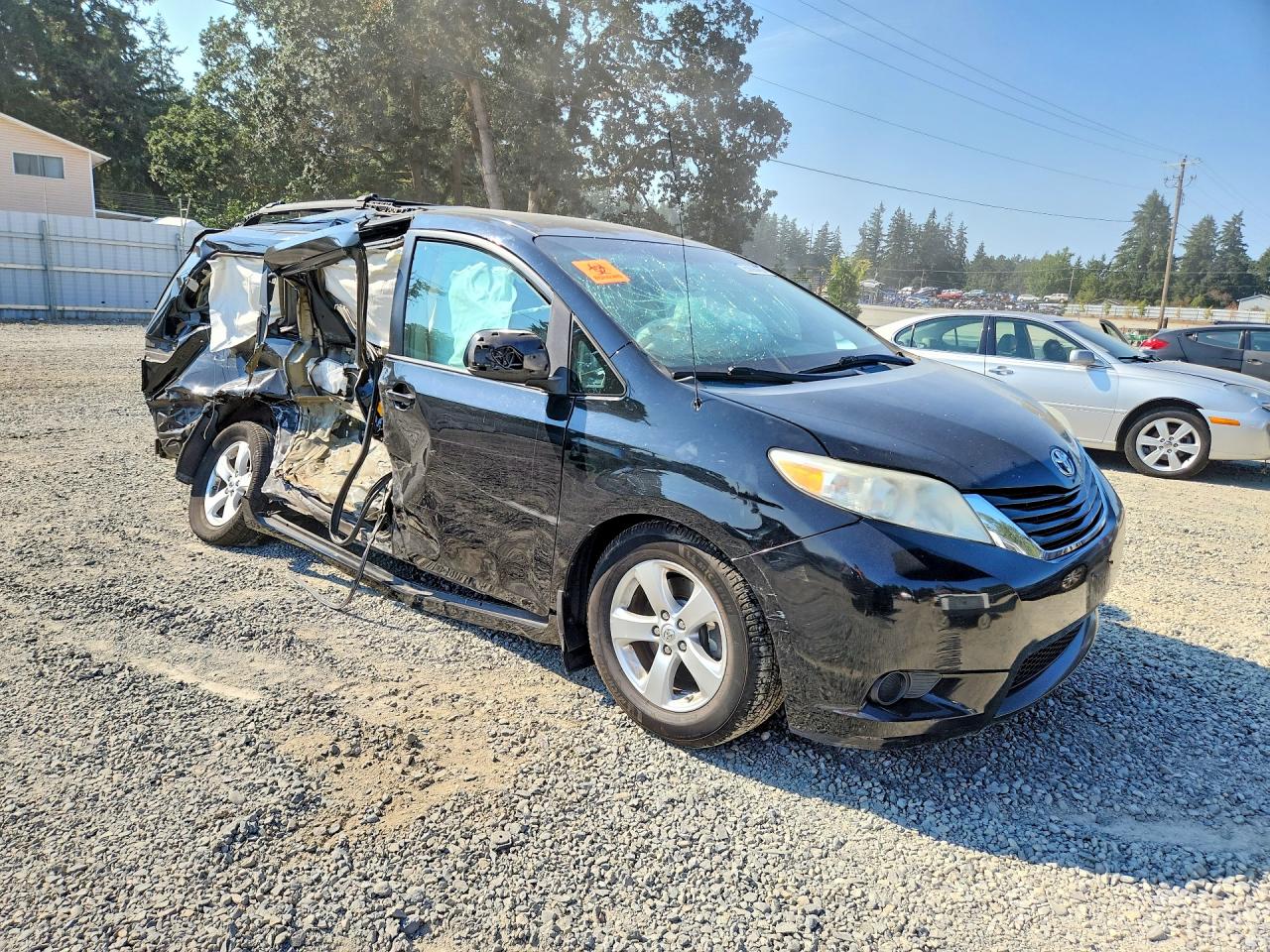 2013 Toyota Sienna Le Black vin: 5TDKK3DC8DS379387