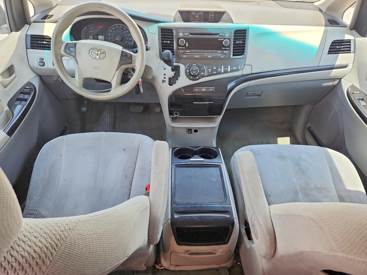 2013 Toyota Sienna Le Gray vin: 5TDKK3DC8DS404725