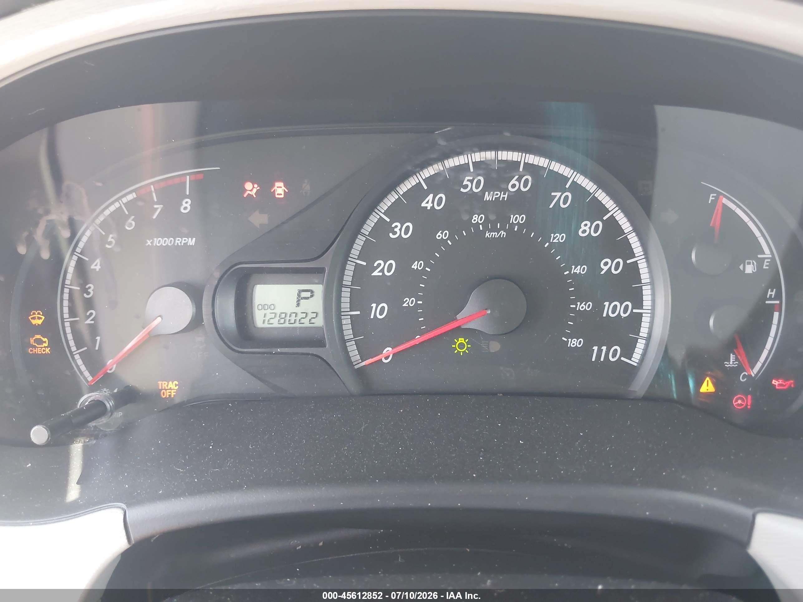 2014 Toyota Sienna Le V6 8 Passenger Серебряный vin: 5TDKK3DC8ES409716